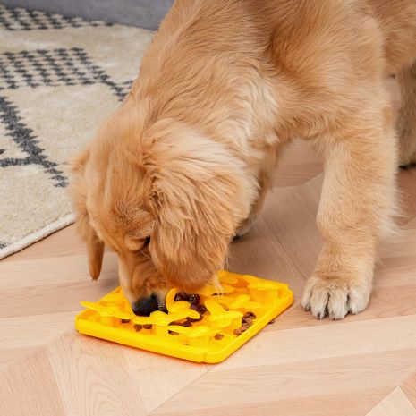 Tall Tails Busy Bee Foraging Mat for Dogs