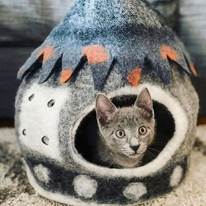 Fairy House Wool Pet Cave - Grey